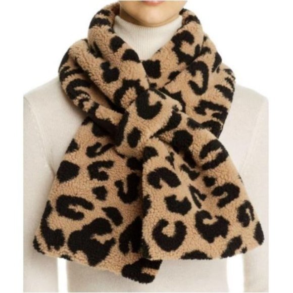 Apparis Tanvi Scarf Teddy Leopard Scarf - Picture 1 of 9